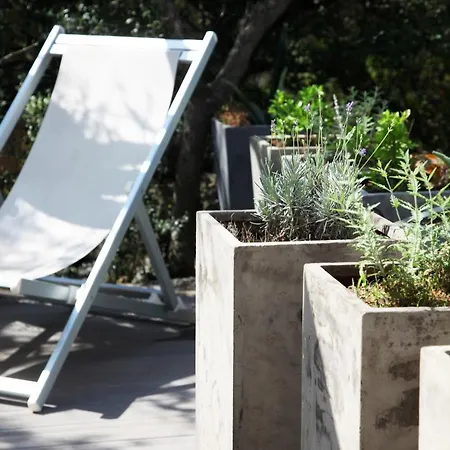 Lägenhetshotell Le Clos Saint Paul LʼÎle-Rousse