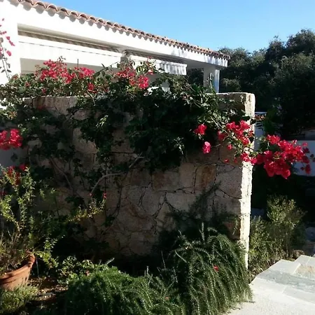 Le Clos Saint Paul Aparthotel LʼÎle-Rousse