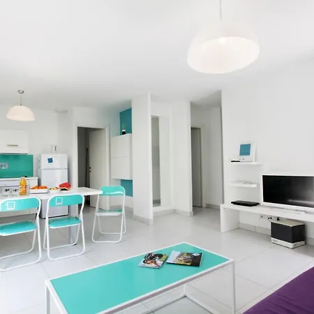 Résidence Le Clos Saint Paul Appart hôtel LʼÎle-Rousse