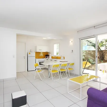 Le Clos Saint Paul Aparthotel