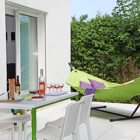 Le Clos Saint Paul Hotel apartamentowy