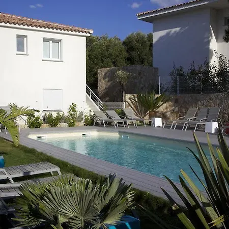 Le Clos Saint Paul Aparthotel L'Ile-Rousse (Corsica)