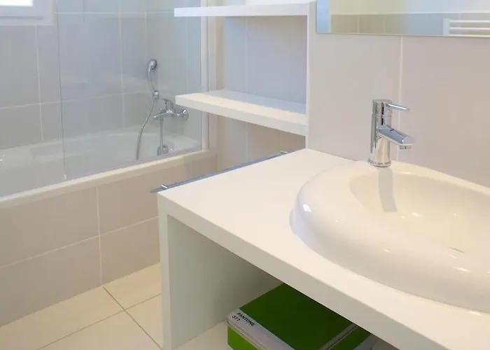 Apartmanhotel Le Clos Saint Paul LʼÎle-Rousse