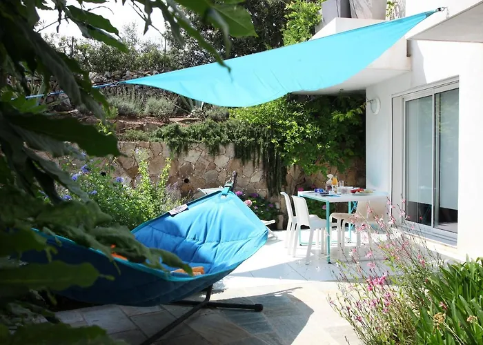 Hotel apartamentowy Le Clos Saint Paul 3*