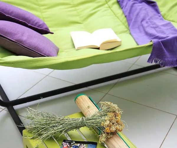 Hotel apartamentowy Le Clos Saint Paul 3*