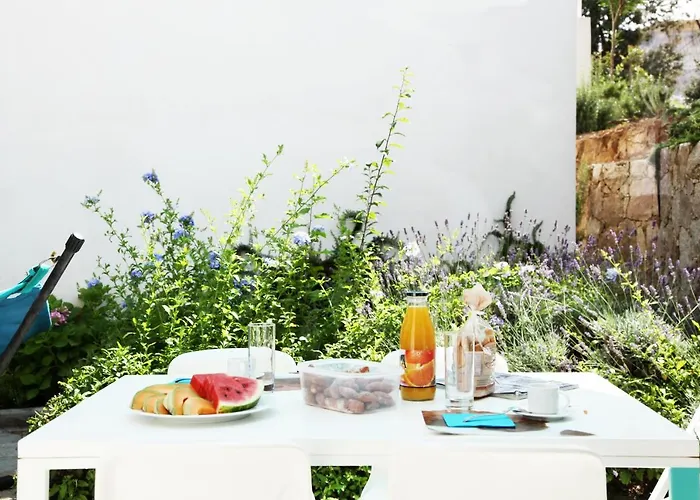 Le Clos Saint Paul 3* LʼÎle-Rousse