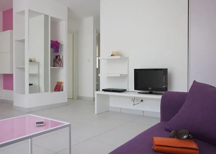 Le Clos Saint Paul Apartmanhotel